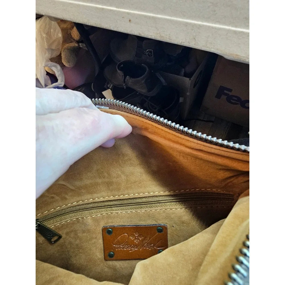 Patricia Nash Floral Leather Wristlet Clutch Bag Brown Multi‎ Color Zip Top